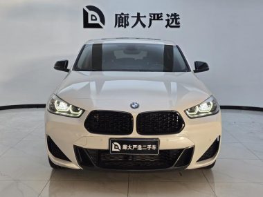 BMW X2 - фото 1