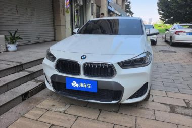 BMW X2 - фото 1