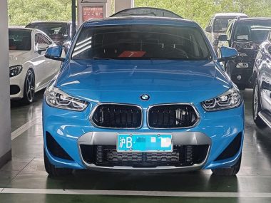 BMW X2 - фото 1