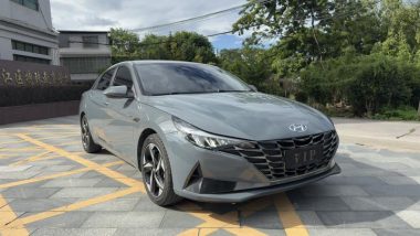 Hyundai Elantra - фото 2
