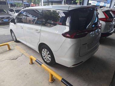 GAC Trumpchi M6 - фото 3