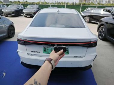 Chery Fulwin A8 - фото 3