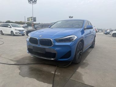 BMW X2 - фото 0