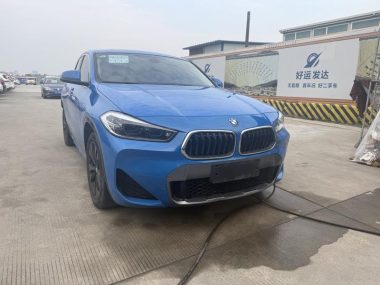 BMW X2 - фото 2