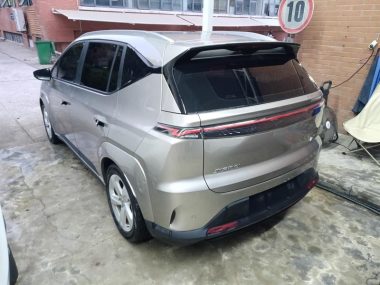 Hycan Z03 - фото 3