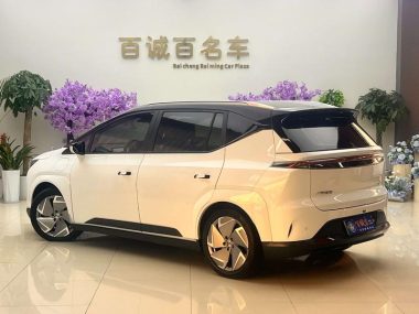 Hycan Z03 - фото 2