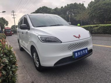 Wuling Hongguang EREV - фото 2