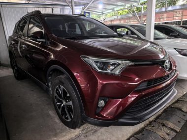 Toyota RAV4 - фото 2