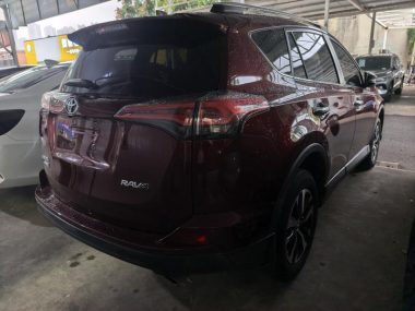 Toyota RAV4 - фото 4