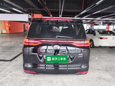 GAC Trumpchi Trumpchi M6 - фото 2