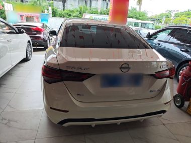 Nissan Sylphy - фото 2