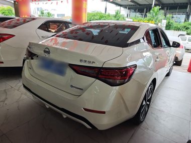 Nissan Sylphy - фото 3