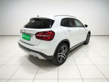 Mercedes-Benz GLA - фото 3