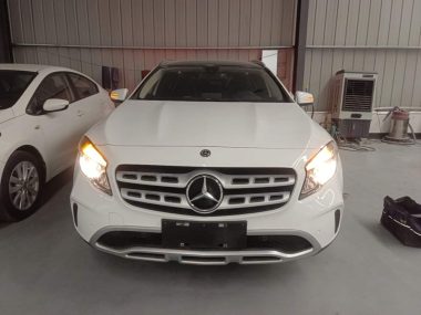 Mercedes-Benz GLA - фото 1