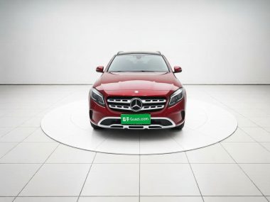Mercedes-Benz GLA - фото 1