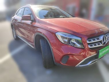 Mercedes-Benz GLA - фото 2
