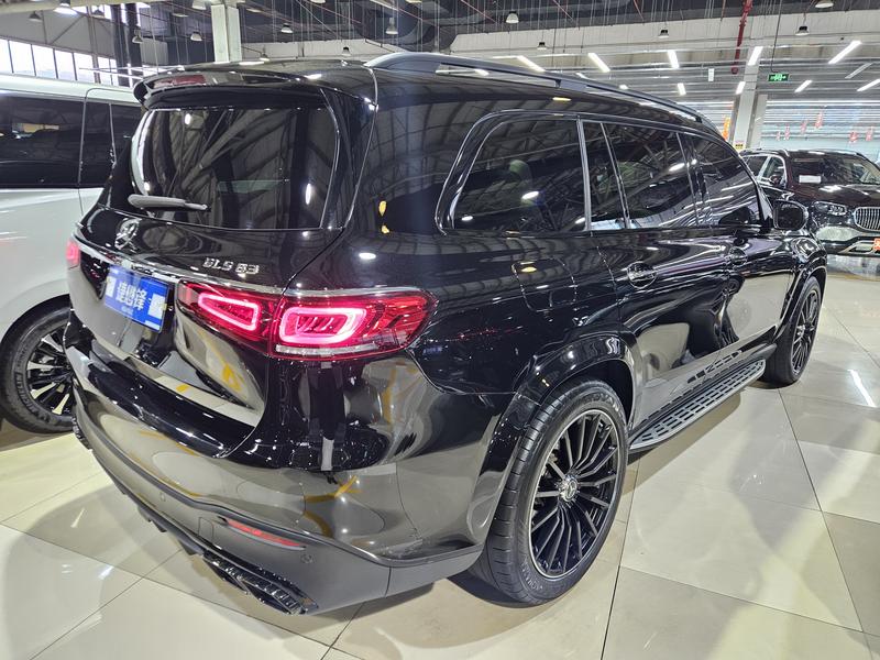 Mercedes-Benz GLS AMG - фото 4