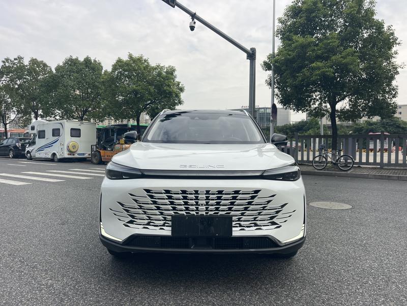 BAIC X7 - фото 1