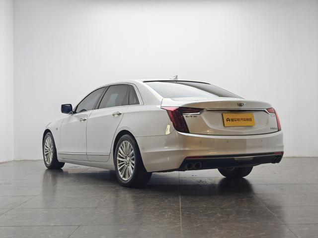 Cadillac CT6 - фото 4