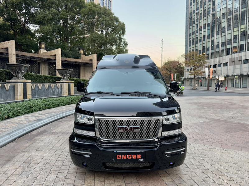 GMC SAVANA - фото 1