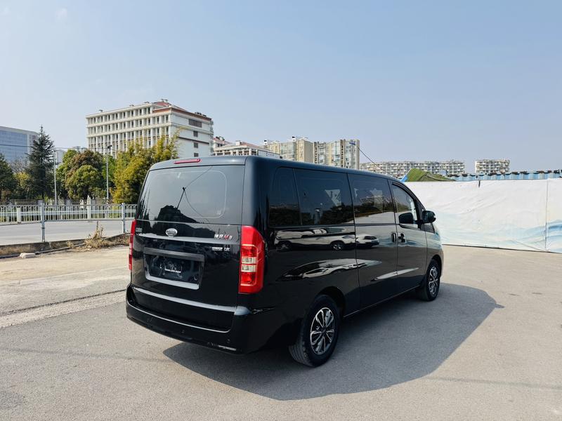 JAC Refine M3 - фото 4
