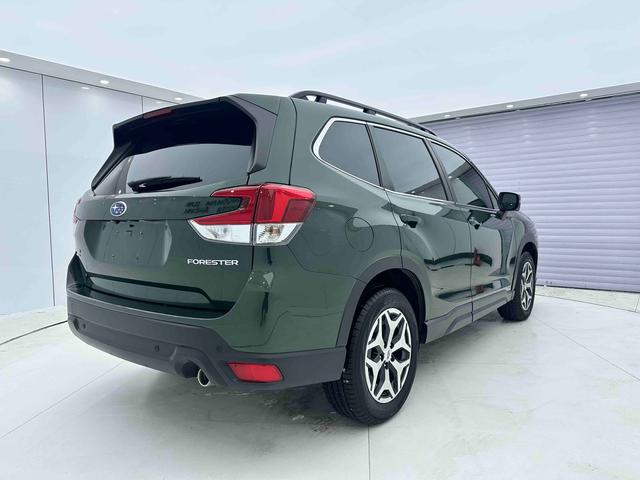 Subaru Forester - фото 3