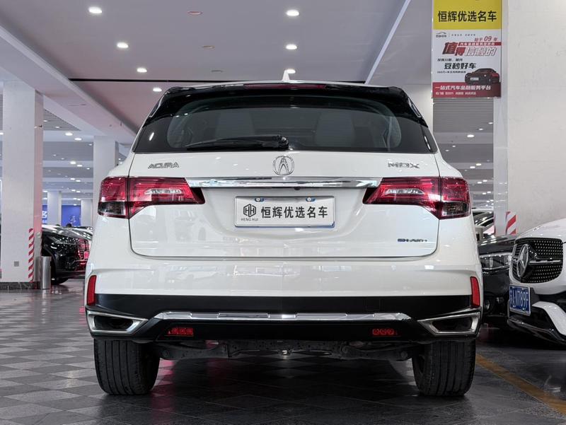 Acura MDX - фото 3