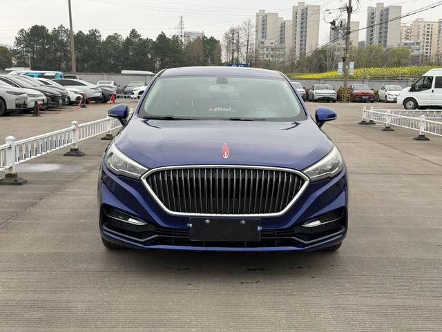 Hongqi H5 Classic - фото 1