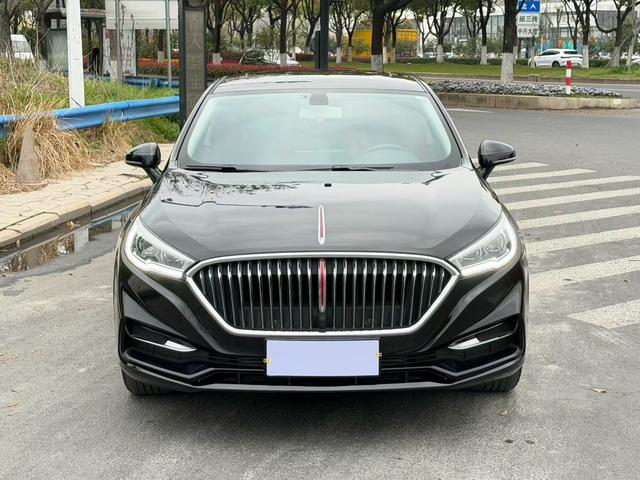Hongqi H5 Classic - фото 1