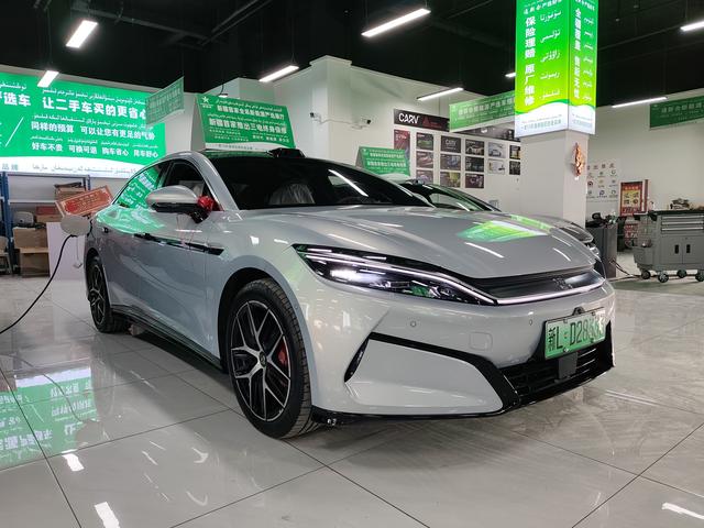BYD Han L EV - фото 2
