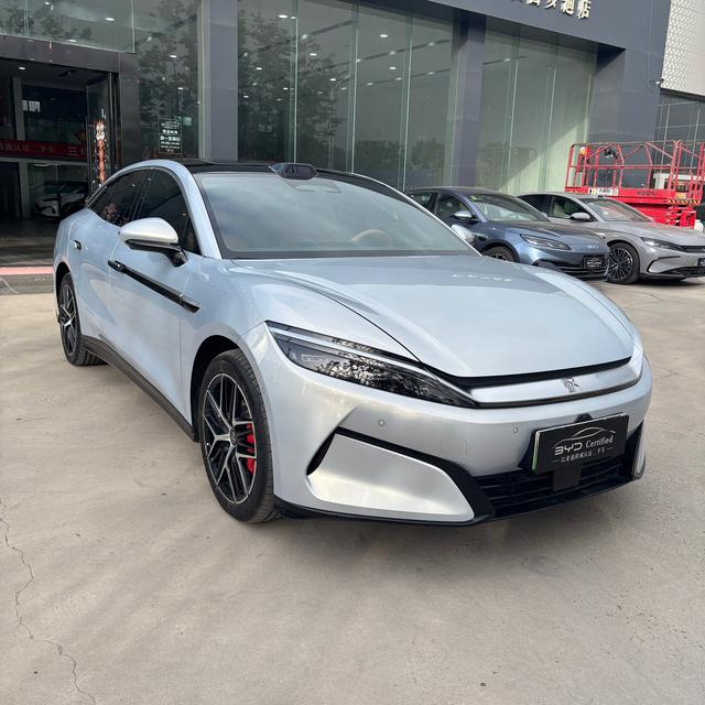BYD Han L EV - фото 2
