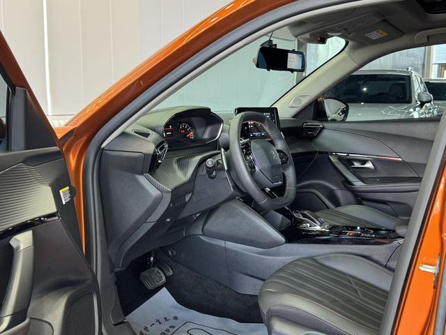 Peugeot 2008 - фото 3