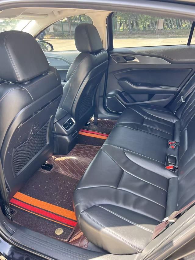 Hongqi H5 Classic - фото 3