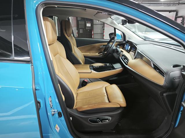 AION LX - фото 3