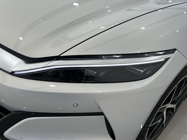 BYD Han L EV - фото 2