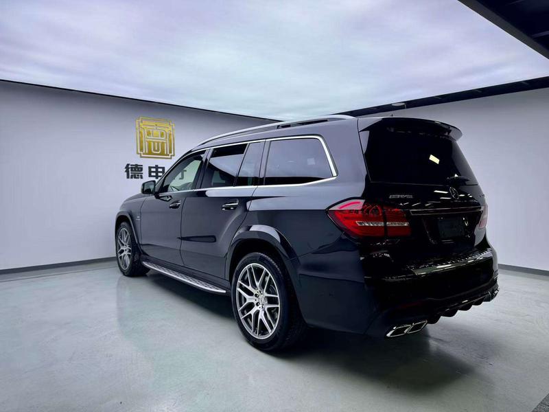 Mercedes-Benz GLS AMG - фото 3