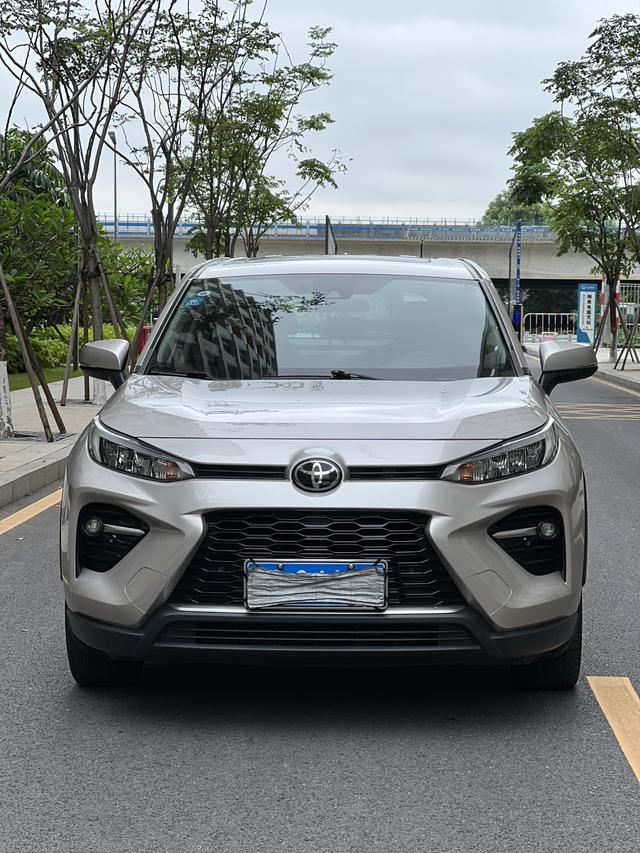 Toyota Wildlander - фото 1