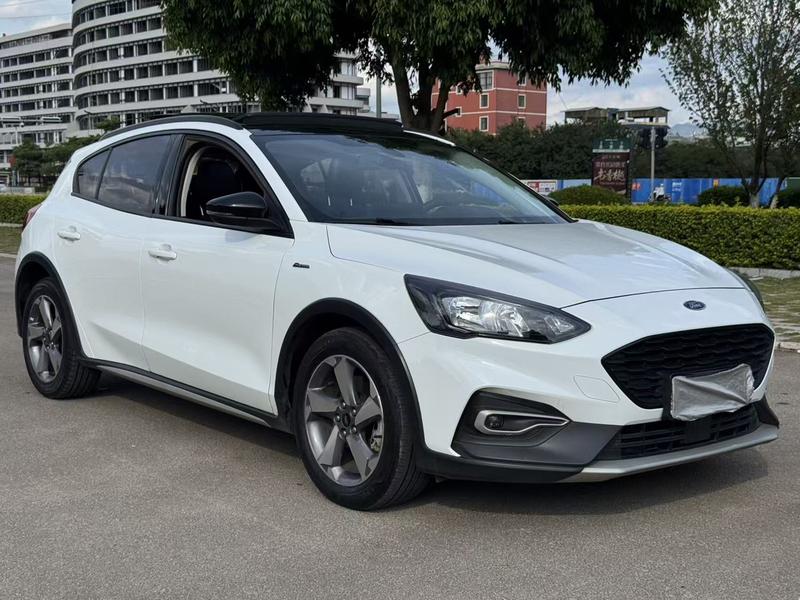 Ford Active - фото 2