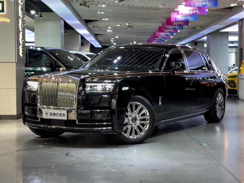 Rolls-Royce Phantom - фото 0