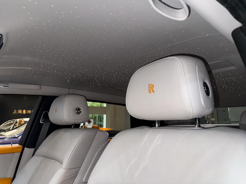 Rolls-Royce Phantom - фото 4