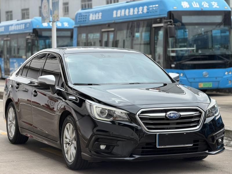 Subaru LEGACY - фото 2