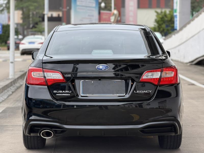 Subaru LEGACY - фото 4