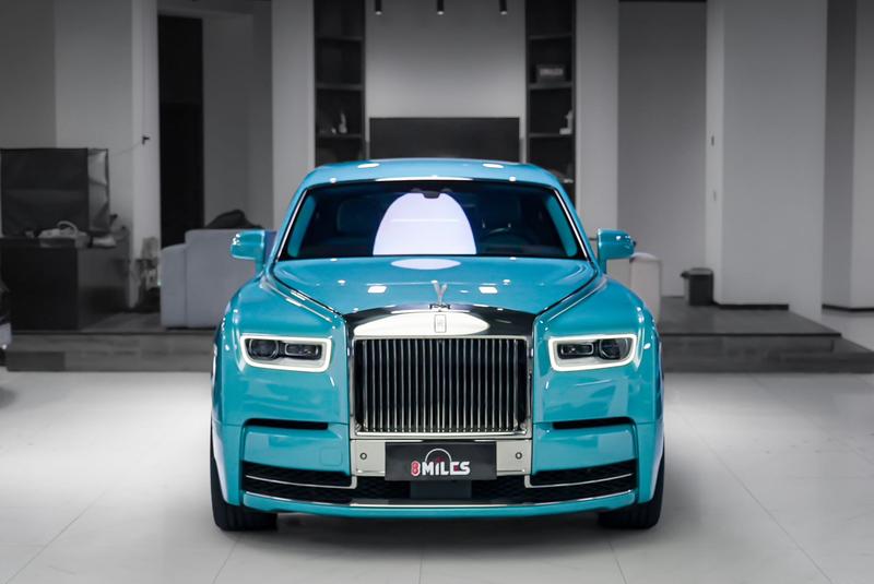 Rolls-Royce Phantom - фото 1