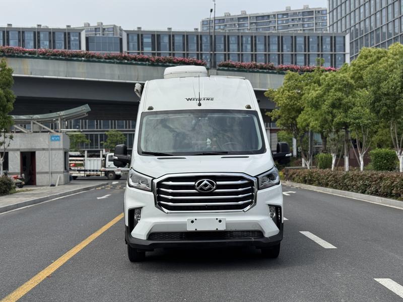 Maxus V90 - фото 1