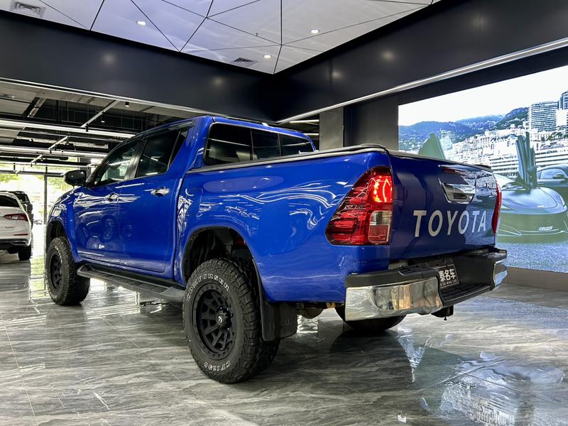 Toyota Hilux - фото 4