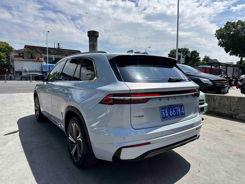 Geely Xingyue L - фото 3