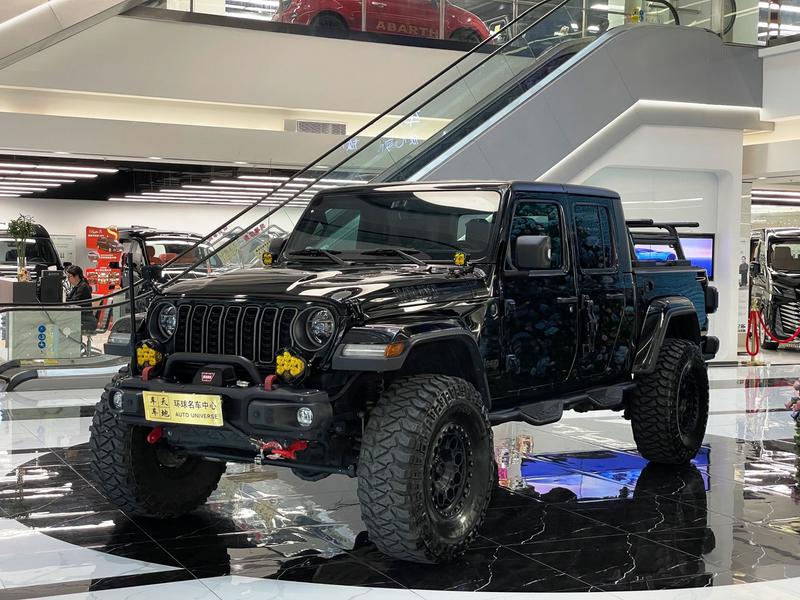 Jeep Gladiator - фото 0