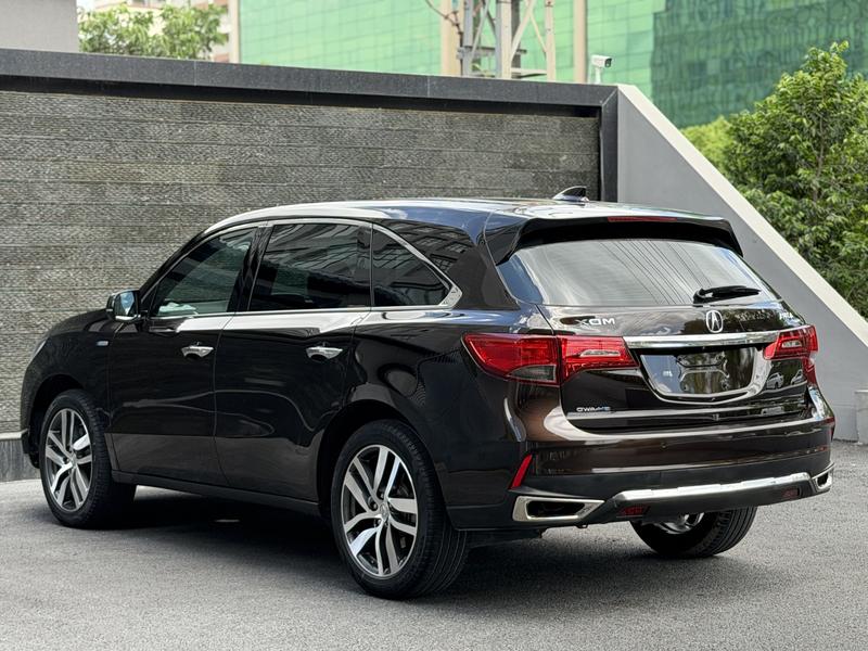 Acura MDX - фото 3
