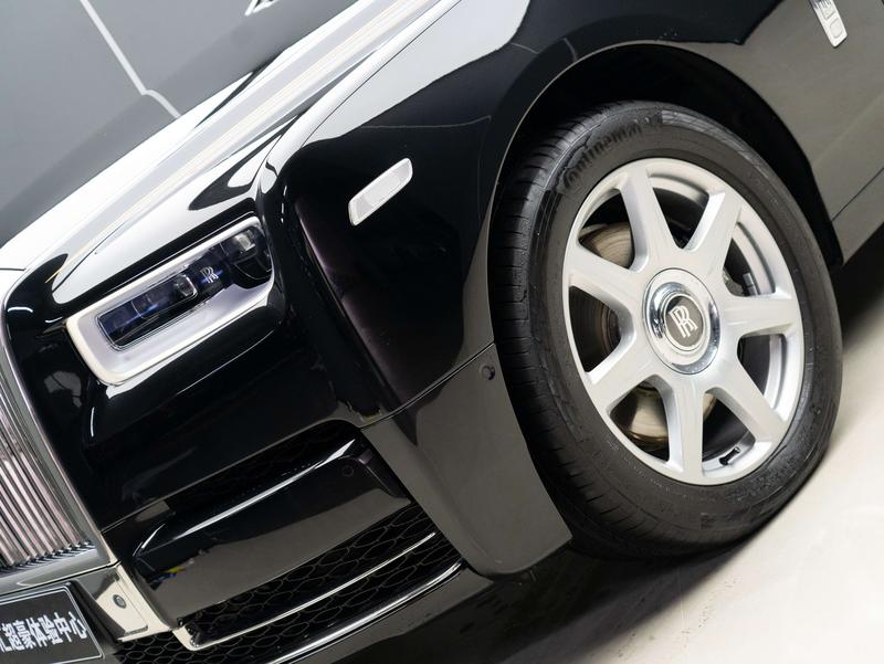 Rolls-Royce Phantom - фото 4