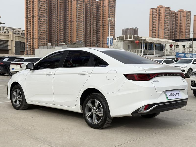 Geely L HiP - фото 3